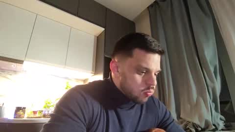 Daniel Kraig online show from January 31, 11:47 pm