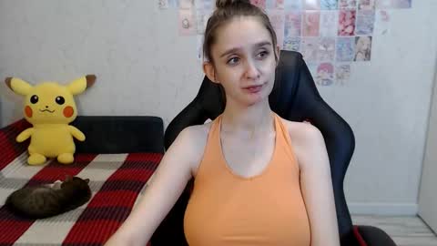 Daniella Martin online show from October 14, 12:44 am