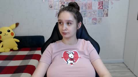 Snapshot of daniella_martin chatting on February 6, 12:04 am Daniella Martin online show from February 6, 12:04 am