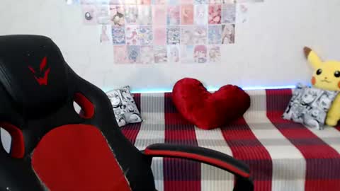 Daniella Martin online show from June 14, 2:24 am