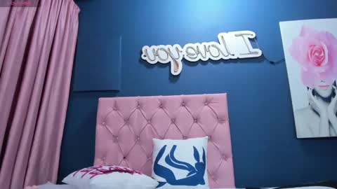 daniella online show from February 6, 6:02 pm