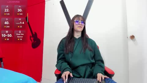 daniella online show from February 24, 9:02 pm