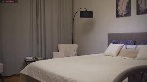 Danielle online show from September 20, 7:59 pm