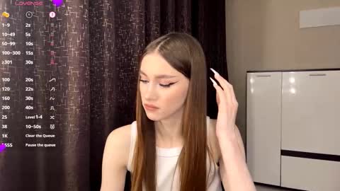 Trisha wanna play  Meow online show from February 26, 5:23 pm