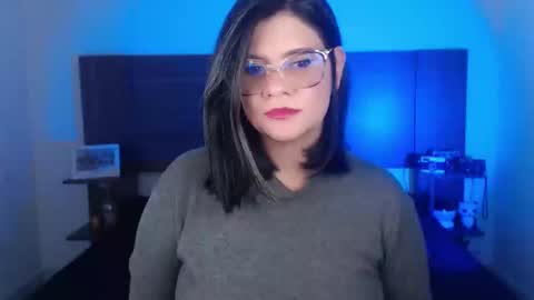 Snapshot of daniellerain chatting on March 8, 4:23 am daniellerain online show from March 8, 4:23 am