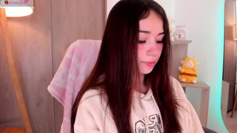 Danielle Rose online show from September 30, 10:15 pm