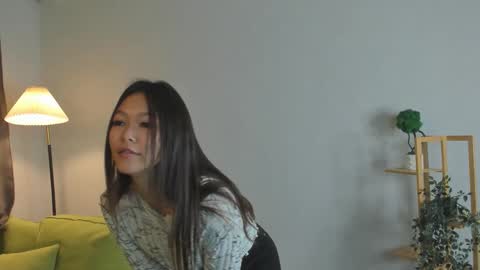 Snapshot of danielleschurg chatting on February 21, 7:26 pm Jessica online show from February 21, 7:26 pm