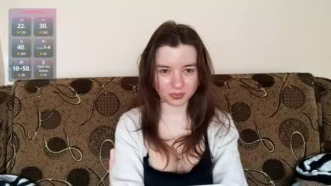 Mia online show from February 27, 7:08 am
