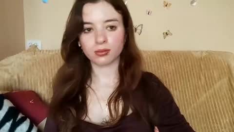 Mia online show from May 23, 1:15 pm