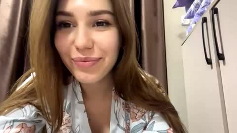 Snapshot of daniellmancher chatting on February 19, 3:08 pm Julia online show from February 19, 3:08 pm