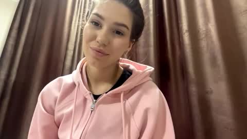 Snapshot of daniellmancher chatting on February 22, 12:15 pm Julia online show from February 22, 12:15 pm