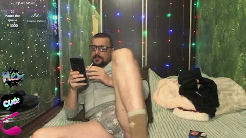 Snapshot of danielocool chatting on December 29, 4:51 pm DanieloCool online show from December 29, 4:51 pm