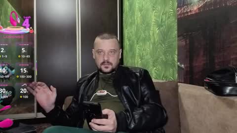 Snapshot of danielocool chatting on September 25, 8:07 am DanieloCool online show from September 25, 8:07 am