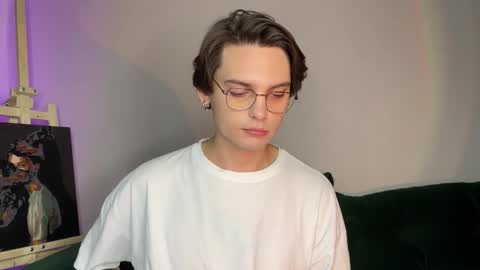 danieltuckerr online show from October 1, 2:23 pm