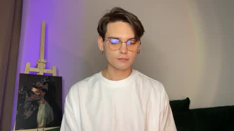 danieltuckerr online show from October 25, 2:24 pm