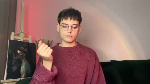 danieltuckerr online show from April 28, 5:40 pm