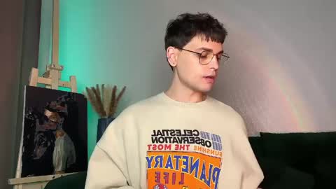 danieltuckerr online show from April 30, 12:50 am