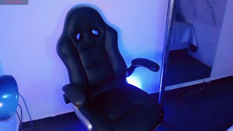 Danny online show from April 5, 10:12 am