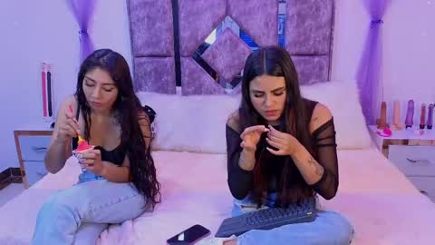 Snapshot of danilu_eva21 chatting on September 25, 8:12 pm Danilu and Eva online show from September 25, 8:12 pm