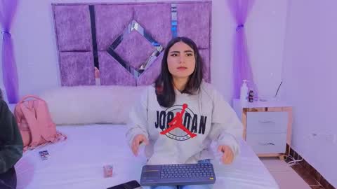 Snapshot of danilu_eva21 chatting on October 11, 8:07 pm Danilu and Eva online show from October 11, 8:07 pm