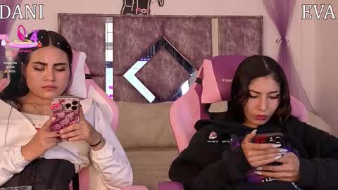 Snapshot of danilu_eva21 chatting on January 18, 7:06 pm Danilu and Eva online show from January 18, 7:06 pm