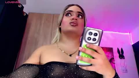 danipein online show from October 1, 11:38 am