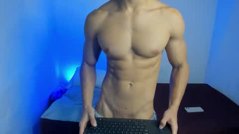 Danisus online show from February 5, 1:05 pm