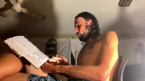 Snapshot of daniszyramaer chatting on December 16, 12:26 am ZyRaMaxx online show from December 16, 12:26 am