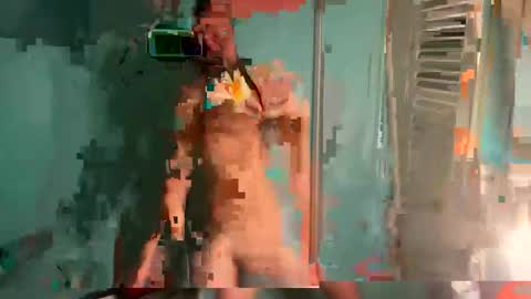 Snapshot of daniszyramaer chatting on February 20, 1:57 am ZyRaMaxx online show from February 20, 1:57 am