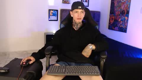 Dann Brown online show from April 22, 2:47 am