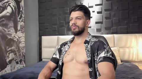 Snapshot of dann_saenz chatting on January 13, 12:45 pm Dann saenz online show from January 13, 12:45 pm