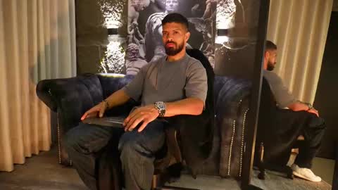 Snapshot of dann_saenz chatting on January 7, 3:25 pm Dann saenz online show from January 7, 3:25 pm