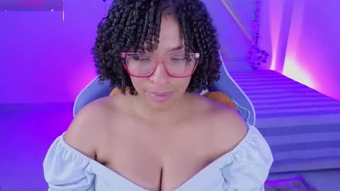 DannaBerry online show from October 20, 9:15 pm