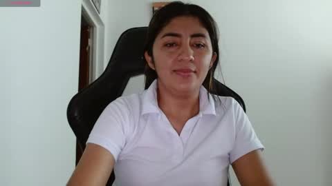 Danna online show from April 25, 8:28 pm