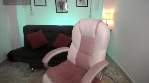 Snapshot of danna_rouse_ chatting on January 15, 10:02 pm Danna online show from January 15, 10:02 pm