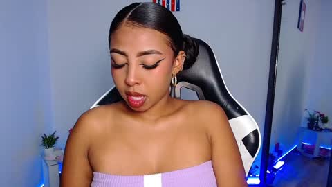 Danna online show from December 19, 9:29 am