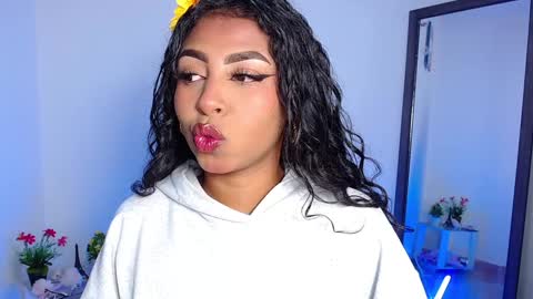 Danna online show from February 4, 8:02 am