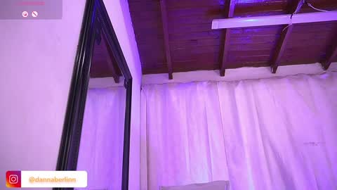 Danna Berlin  online show from September 11, 7:25 pm