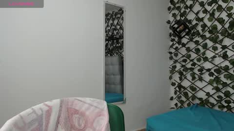 Snapshot of dannaberlin_0 chatting on February 26, 12:36 pm dannaberlin_0 online show from February 26, 12:36 pm