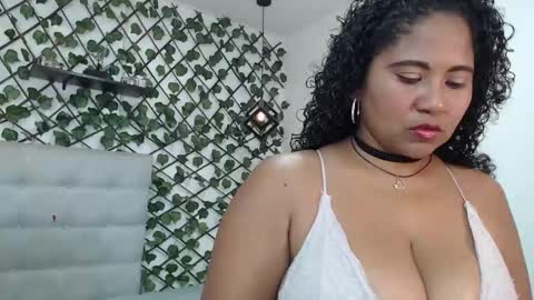 Snapshot of dannaberlin_0 chatting on March 12, 12:47 pm dannaberlin_0 online show from March 12, 12:47 pm