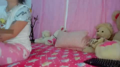 Snapshot of dannajeins chatting on September 28, 2:33 pm Danna Sofia jeins online show from September 28, 2:33 pm