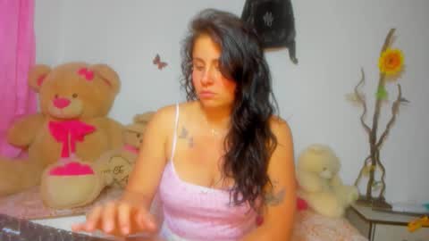 Snapshot of dannajeins chatting on October 2, 9:05 am Danna Sofia jeins online show from October 2, 9:05 am