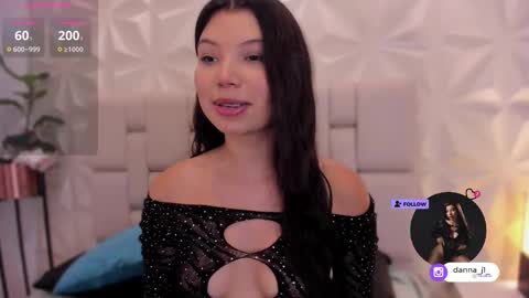 Danna online show from February 27, 7:58 pm