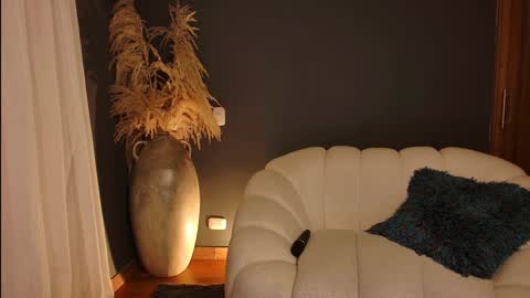 Snapshot of dannalut chatting on January 10, 4:01 am Danna online show from January 10, 4:01 am