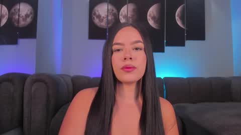 Snapshot of dannavelvet chatting on February 22, 1:51 am Danna online show from February 22, 1:51 am