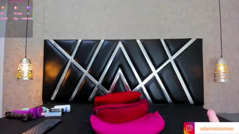 Snapshot of danniamonroee chatting on December 15, 4:50 am Danna Monroe online show from December 15, 4:50 am