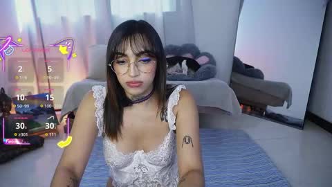 Snapshot of dannielle_ chatting on May 13, 7:55 pm online show from May 13, 7:55 pm