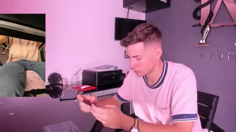 danny_and_lara online show from October 2, 6:48 pm