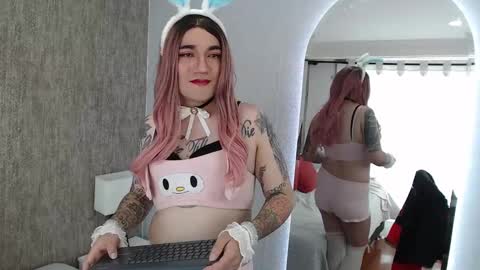 Danny online show from February 7, 8:20 pm