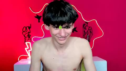 danny_dark1 online show from May 14, 6:47 pm